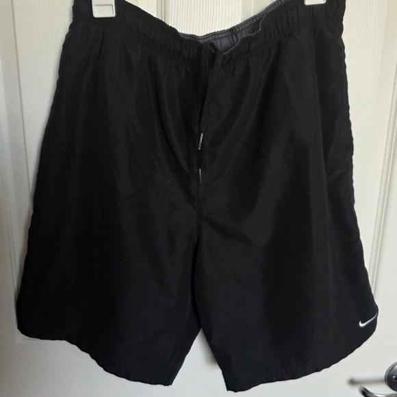 Nike Men’s Running Shorts-Size L - Picture 1 of 3